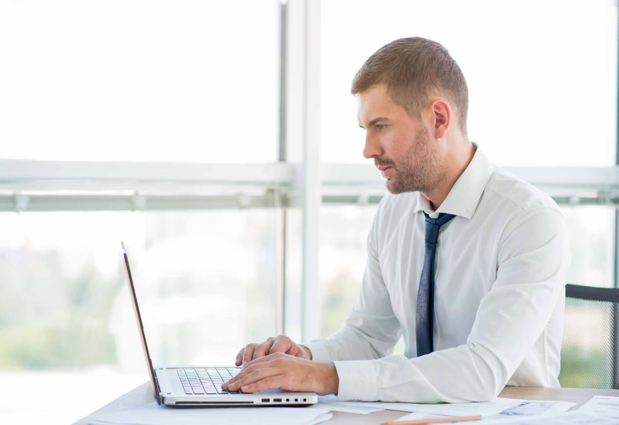 SkySales Pro background